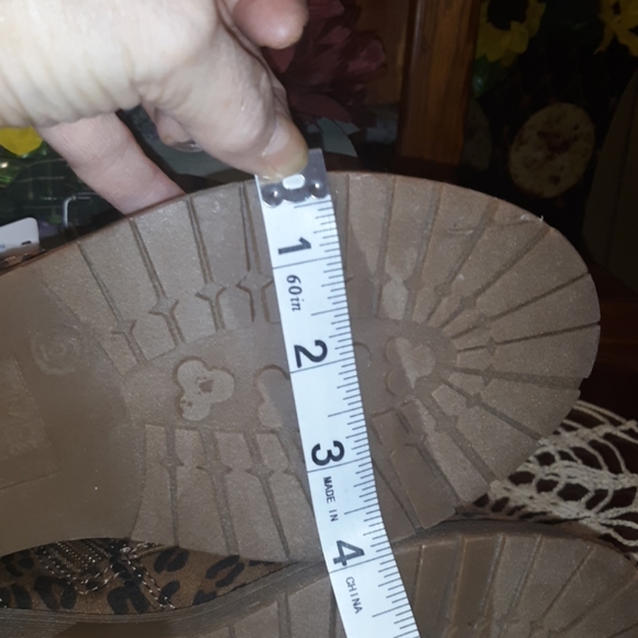 🆕️LAST SIZE 6🖤NWT LEOPARD PRINT HIKING BOOT🖤 - Picture 9 of 13